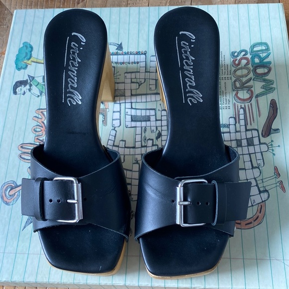 L'INTERVALLE Shoes - L'intervalle Black Clogs